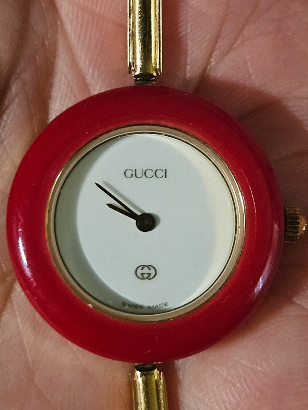 GUCCI Change Bezel 1100L Quartz Watch - Picture 5 of 14